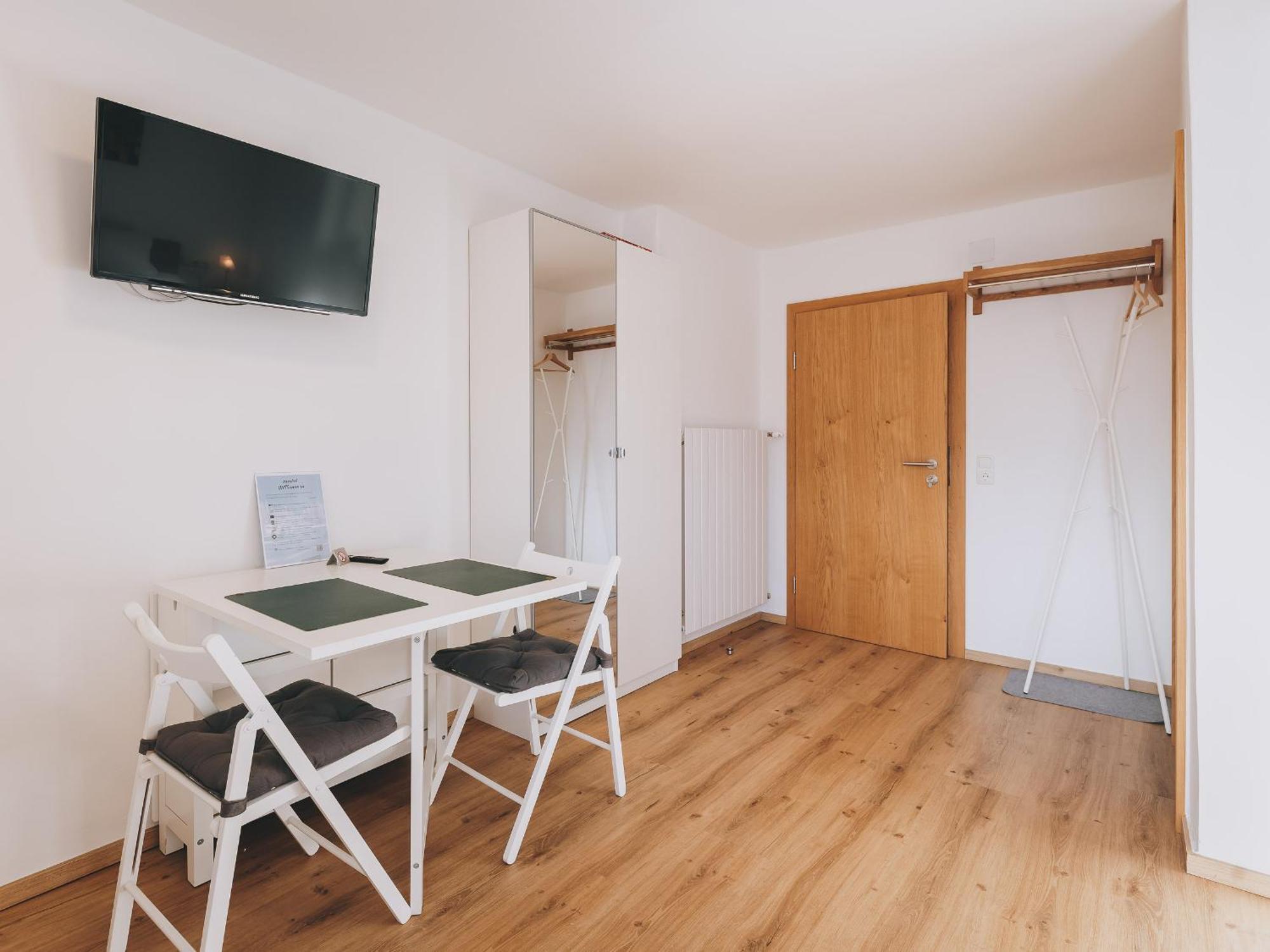 Haus Altenberger By We Rent, Summercard Included Zell am See Room photo