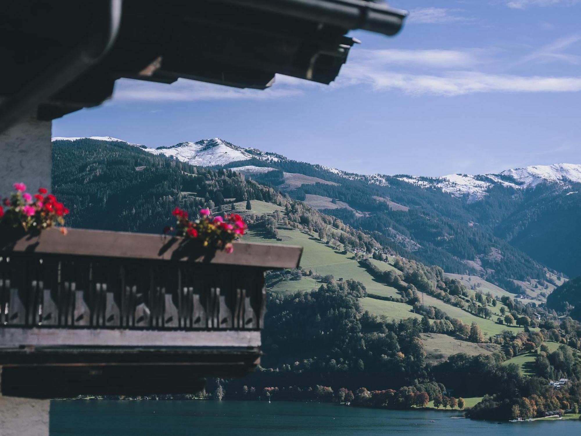 Haus Altenberger By We Rent, Summercard Included Zell am See Exterior photo