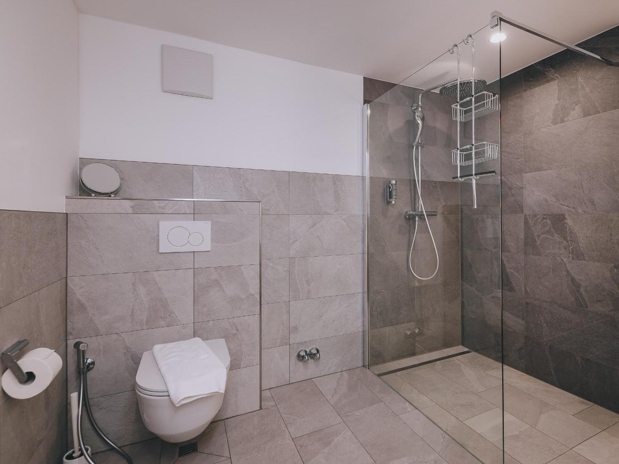 Haus Altenberger By We Rent, Summercard Included Zell am See Room photo